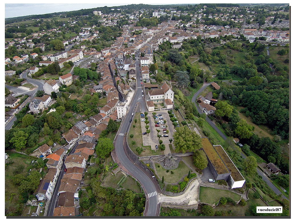 vue aerienne Nontron