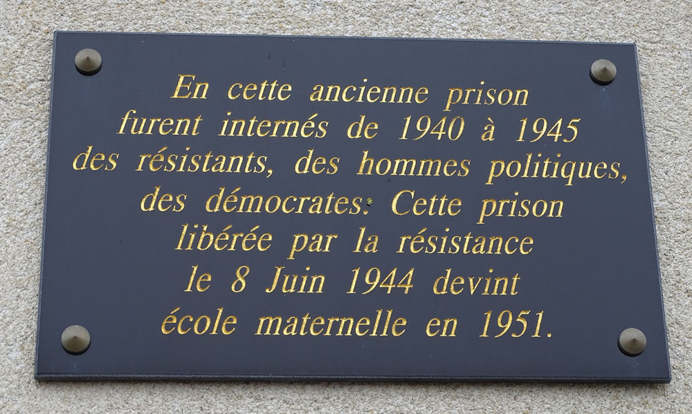 Plaque prison